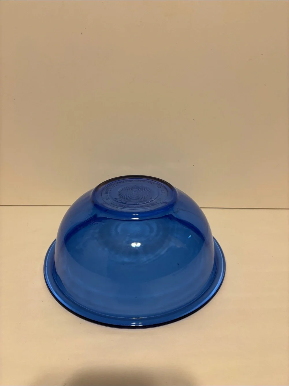 Pyrex mixing bowl